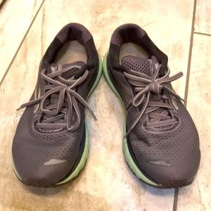 Brooks GTS 20 adrenaline running shoes